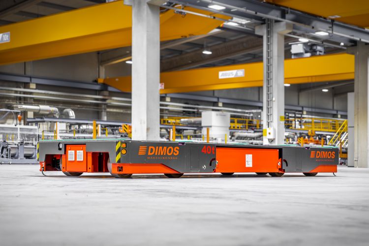 Side view of the platform truck from DIMOS